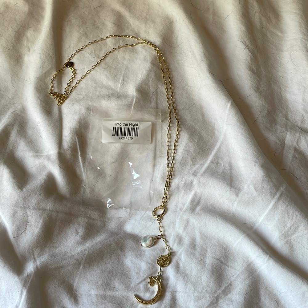 Long necklace